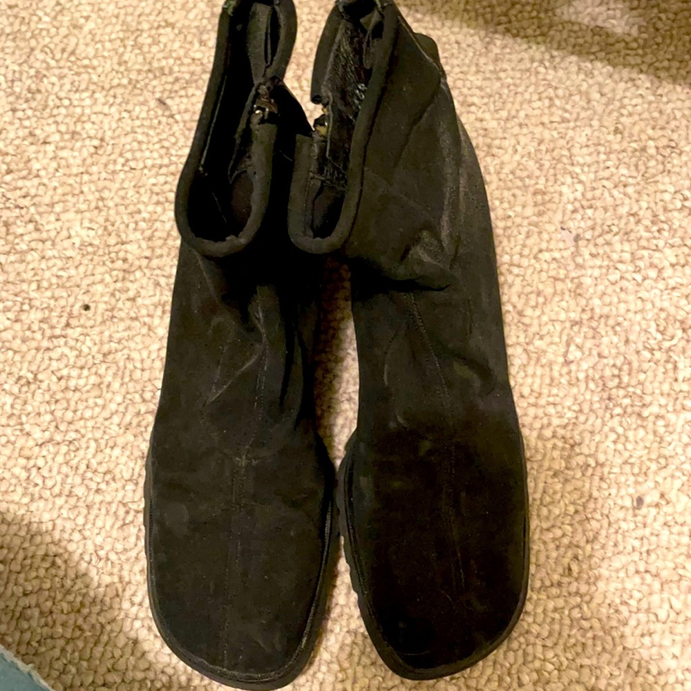 Donald Pliner boots
